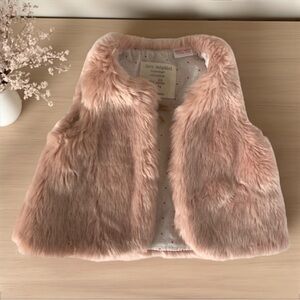 👚2/$10👗3/$12 Zara Pink Faux Fur Vest Baby Girls Size 6-9 Months